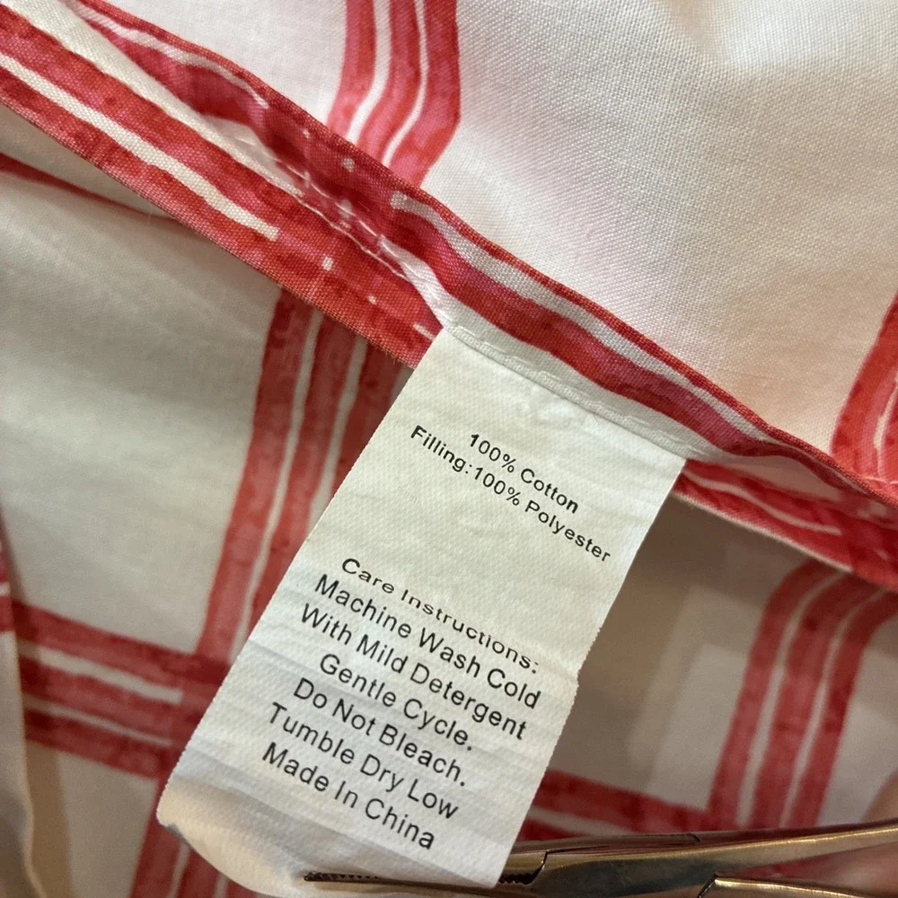 Nina Campell Home Pair Euro Pillow Shams 28x28 Red / White Check Quilted